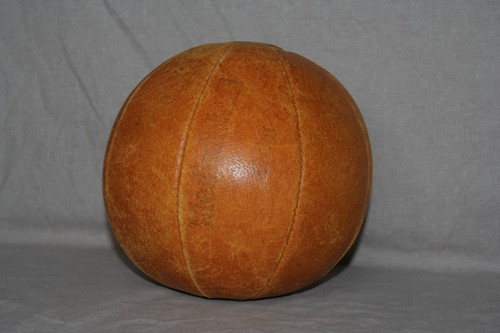 Kleiner vintage medizinball - kleiner,